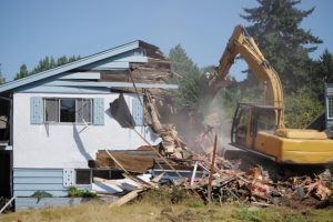 4 Reasons to Hire a Residential Demolition Team